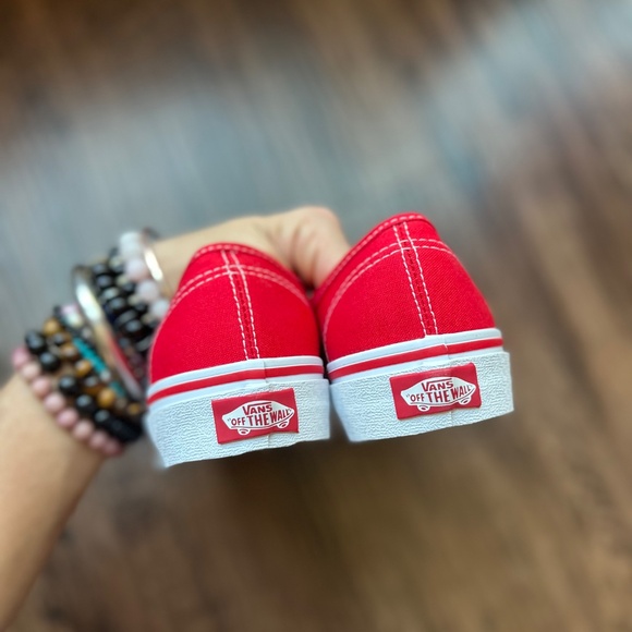New in Box • Vans • Authentic Shoe • Red • Size 7 - Picture 4 of 8